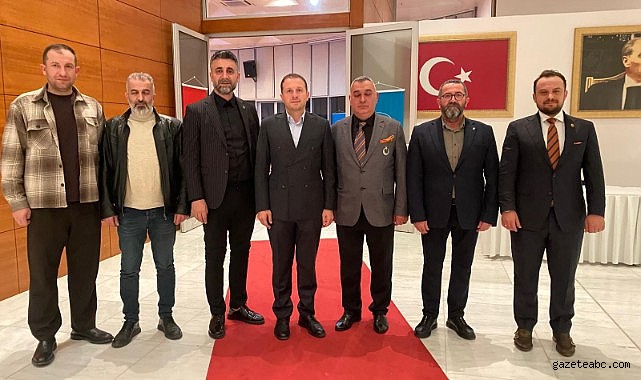 Ercan Özel’e “Yılın En Başarılı Belediye Başkanı” Ödülü