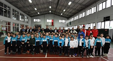 Ertuğrul Sağlam, Genç Tenisçilerle Buluştu