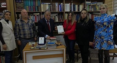Erzurum'un yaşayan hafızası Prof. Dr. Kürkçüoğlu'na vefa plaketi
