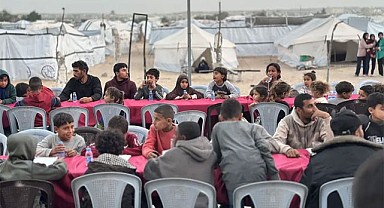 Gazze’de Bombasız İftarın Sevinci