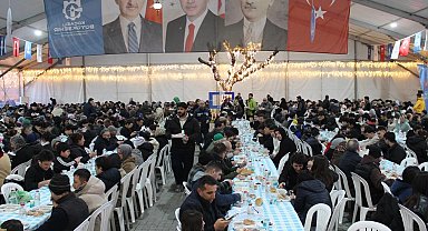 Gebze'de gönüller Ramazan çadırında birleşiyor