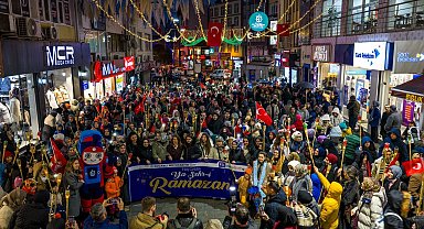 Gebze'de Ramazan'a özel 'Fener Alayı'
