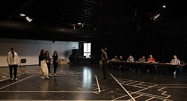 Genç Tiyatrocular NKT ile Sahneye Hazırlanıyor