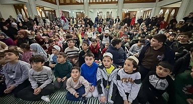 Gölcüklü çocuklar Ramazan coşkusunu camilerde yaşıyor