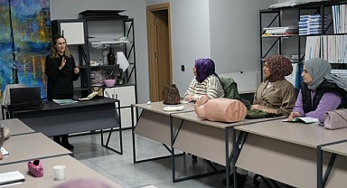 Gürsu Belediyesi’nden Yaşlılara Özel Bakım Kursu