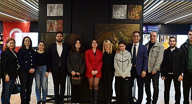 İstanbul Beylikdüzü'nde 'Evrenler' sergisine yoğun ilgi