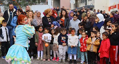 İzmir Karabağlar'da hiçbir çocuk yalnız hissetmeyecek
