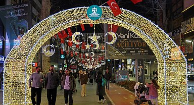 İzmit, Ramazan'ı ışıl ışıl karşılıyor