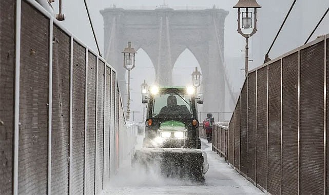 Kar Fırtınası Hayatı Felç Etti