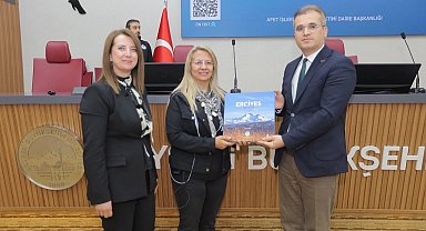 Kayseri Büyükşehr'den arama kurtaram ekibin bulaşıcı hastalık eğitimi