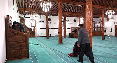 Kayseri Melikgazi'de camiler pırıl pırıl