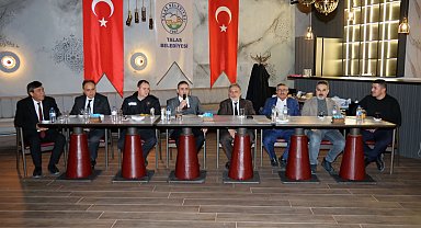 Kayseri Talas'ta ramazan öncesi muhtarlarla toplantı