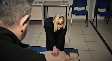 Keçiören Belediyesi personeline yaşam destek eğitimi