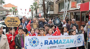 Kocaeli Çayırova'da Ramazan coşkuyla karşılandı