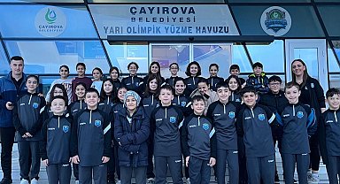Kocaeli Çayırovalı yüzücüler, madalyalara doyamadı