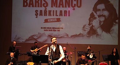 Kocaeli Gebze'de Barış Manço şarkılarıyla nostalji dolu gece