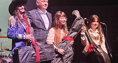 Kocaeli'de İzmitli öğrenci Zehra Erdem'den gururlandıran başarı