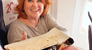 Mangal Lahmacun'a uçak yolcularından büyük ilgi