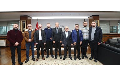 Memduh Büyükkılıç'a ziyaretçi akını