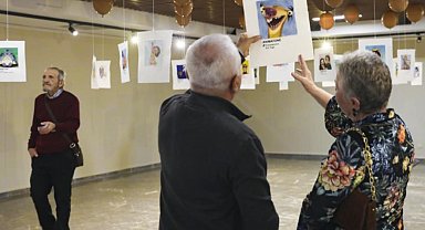 Mersin'de 'Sinemanın İlham Veren Anıları' sergisi açıldı