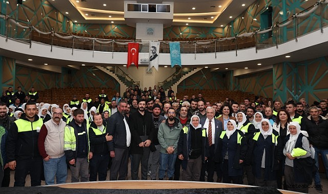 Nilüfer Belediye Başkanı Şadi Özdemir Park ve Bahçeler Personeliyle Buluştu