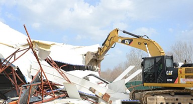 Nilüfer Belediyesi Kaçak Yapılara Geçit Vermiyor