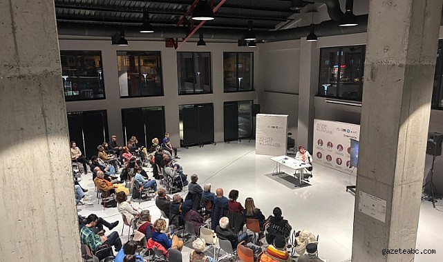 Nilüfer’de Felsefe Buluşmaları’nda “Yapay Zeka ve İnsan” Tartışıldı