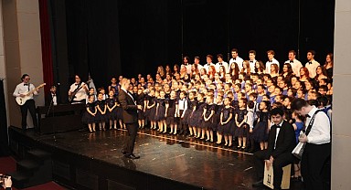 Nilüfer’de üç koro aynı sahnede buluştu