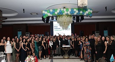 Nilüfer Halk Dansları Topluluğu 25. Yılını Kutladı