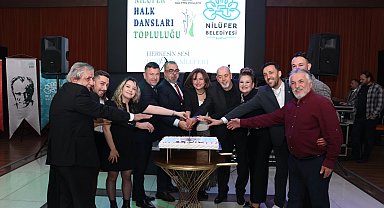 Nilüfer Halk Dansları Topluluğu'ndan 25. yıl kutlaması