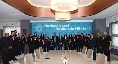 Nilüfer’in Kız Basketbol Takımları Bursa Şampiyonu Oldu