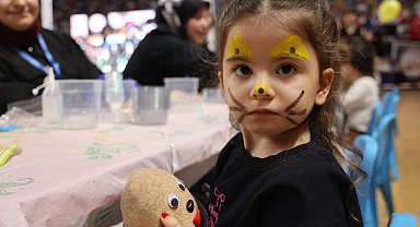 "Okula Bi' Mola", İzmit'te salona sığmadı