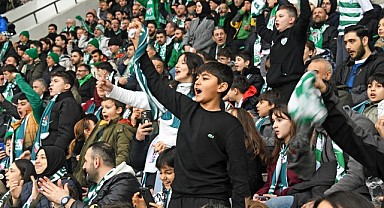 Osmangazi Belediyesi 100 Çocuğu Bursaspor İle Buluşturdu