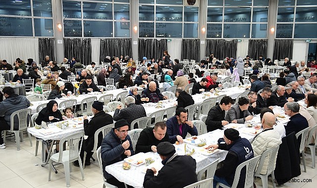 Osmangazi’de Ramazan Coşkusu Üftade Meydanı’nda Yaşandı