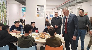 Ramazan Bereketi Gölcüklülerle paylaşılıyor