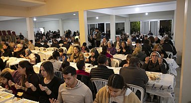 Ramazan'ın bereketi Güzelbahçe'de ortak sofrada paylaşıldı