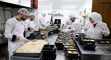 Sakarya Aşevi, bu yıl da sofralara sıcak yemek ulaştıracak