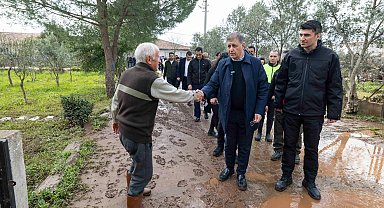 Seferihisar'da yağıştan etkilenenlere İzmir Büyükşehir'den yerinde destek