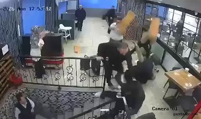 Tartışma Kavgaya Dönüştü Kafe Harabeye Döndü