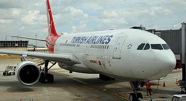 THY uçağı kalkış sonrası arızalandı!