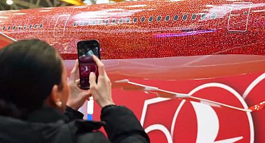 THY'den 500'üncü uçak gururu... 100 bin çalışanın fotoğrafı gökyüzünde