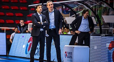 TOFAŞ Antrenörü Murat Yılmaz: Bu galibiyet önemliydi