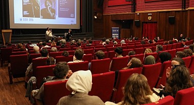 Tolga Karaçelik’in “Saykoterapi”si Bursa’da Gösterildi