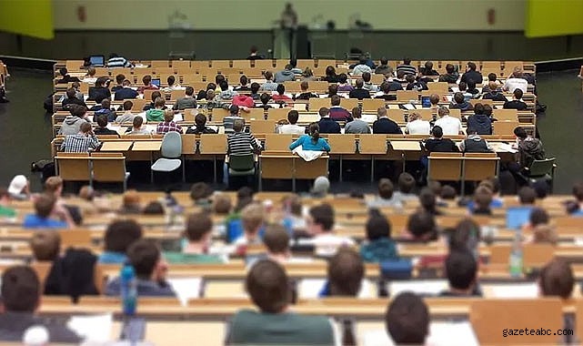 Üniversite Öğrencilerine Af