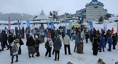 Üniversiteliler Uludağ’da Buluştu