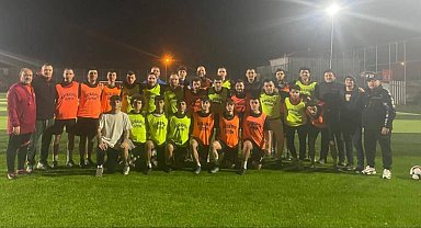 Yenimuhacirspor'da Bayraktar dönemi ile ilk antrenman