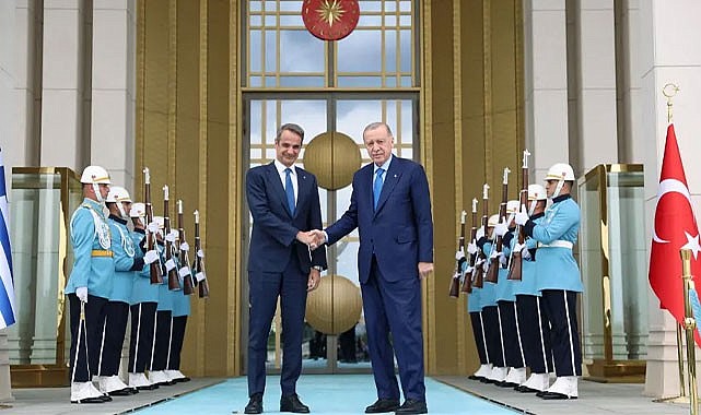 Yunan Basınında Dev Zirve