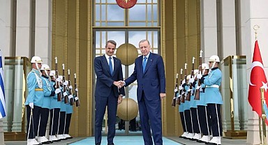 Yunan Basınında Dev Zirve