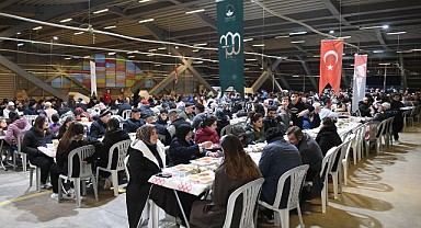 1050 Konutlar Mahallesi’nde Gönül Sofrası Kuruldu