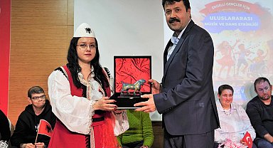 Ankara Keçiören 'sese güç ver'di